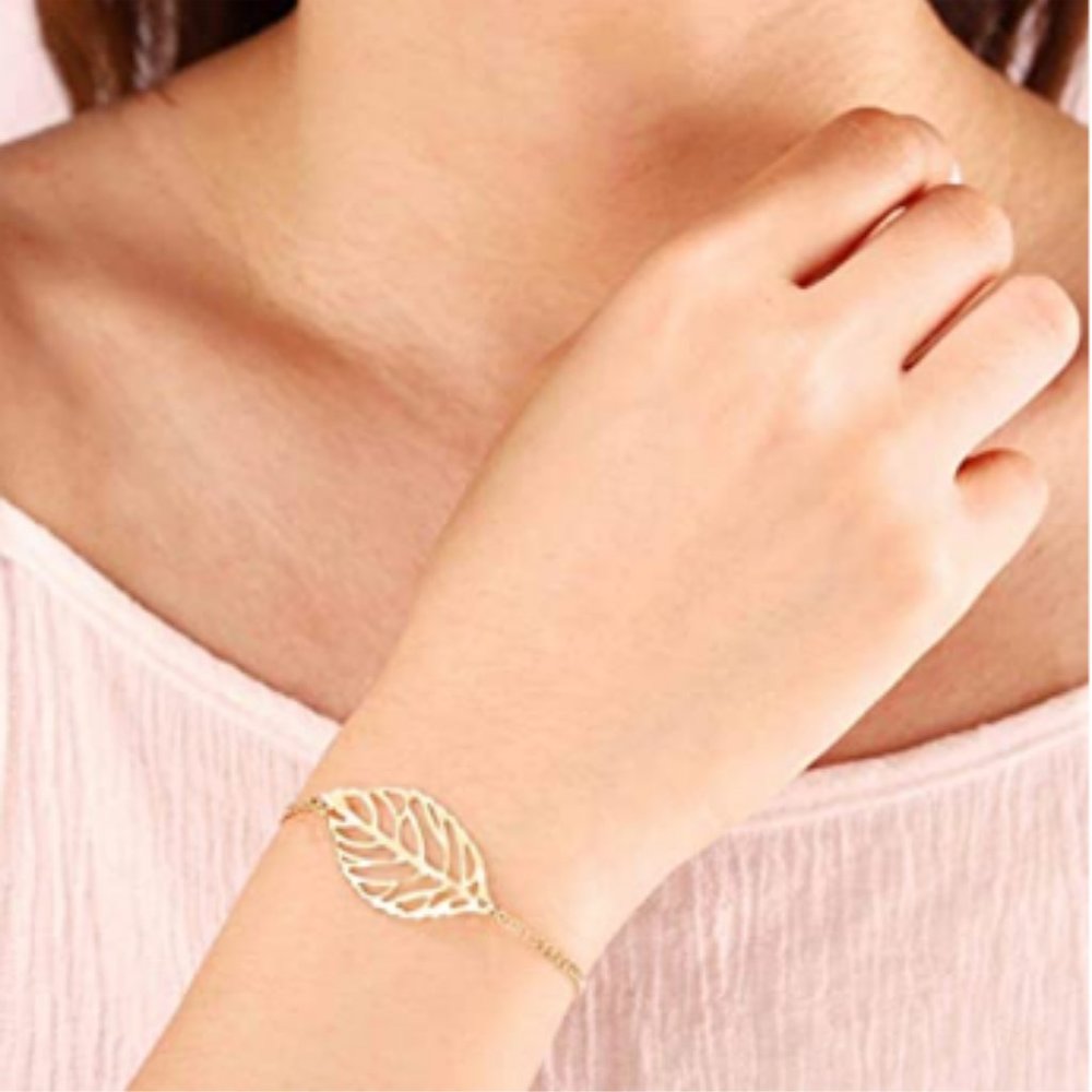 Awesome Hollow Leaf Chain Bracelet